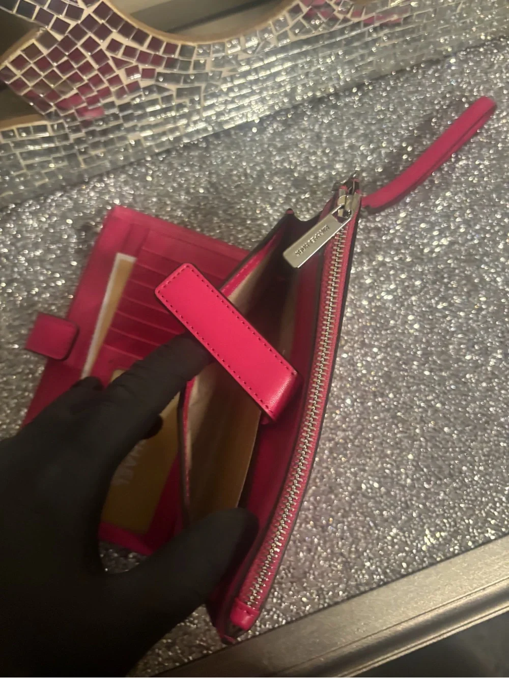 ⭐️Michael‎ Kors Pink Gradient Wristlet NWT